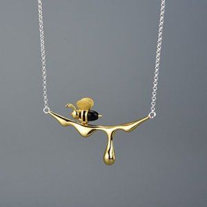 925 Silver Artisan Handmade The Zalyah Bee Necklace